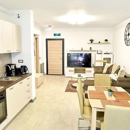 Apartament Sunset View Apartment- Pools